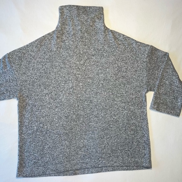 Cozy Mock neck - Picture 1 of 3